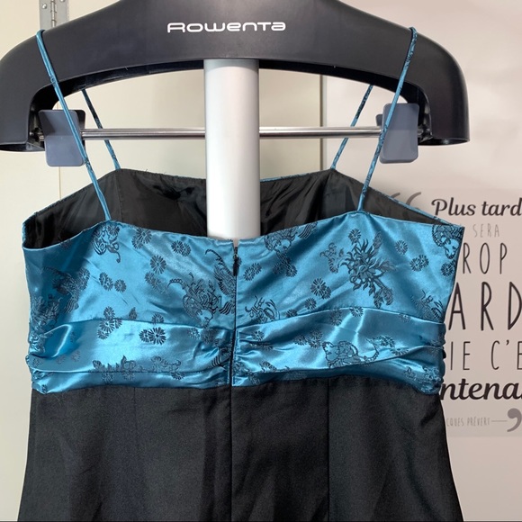 Karin Stevens Spaghetti Strap Dress - Picture 4 of 7